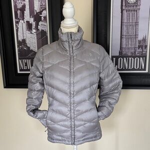 The North Face 550 Goose Down Puffer Jacket